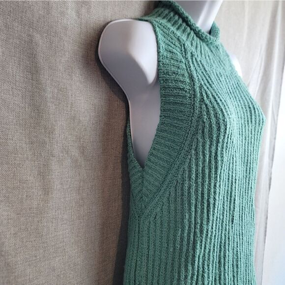 ANTHROPOLOGIE Siobhan Sweater Tank - Picture 3 of 10